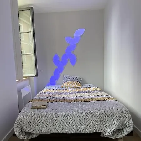 Rodez, Au Pied De La Cathedrale. Apartmán *